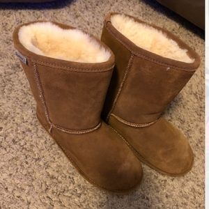 bearpaw boots